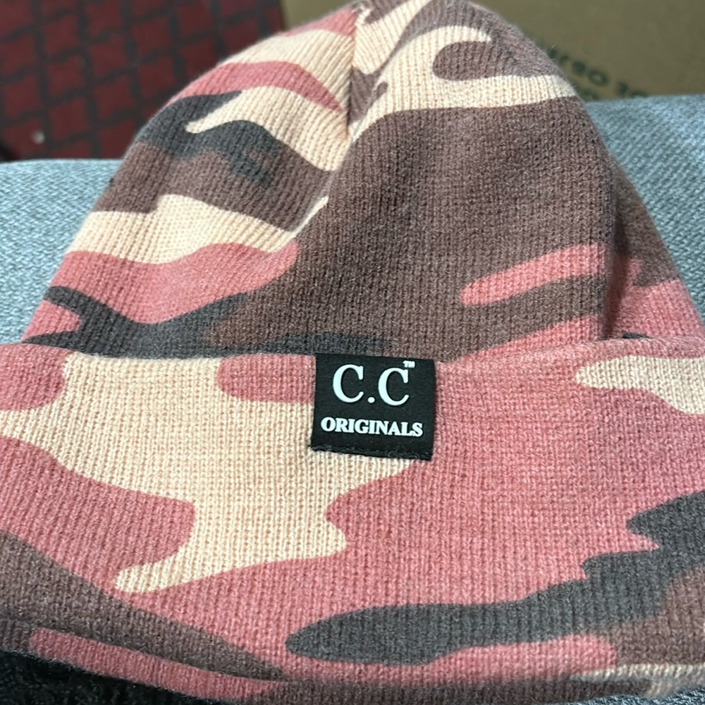 CC BEANIE  | NEVER WORN‎ | PERFECT CONDITION